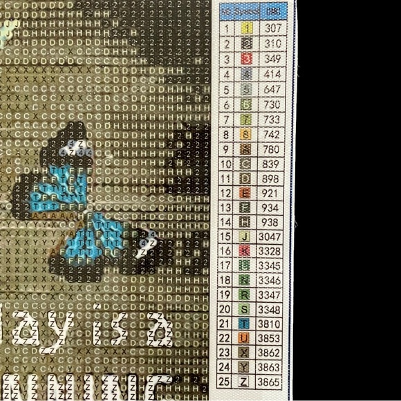 Hoiylds “Diamond” Bead Embroidery Canvas & Beads Kit - Picture 7 of 9